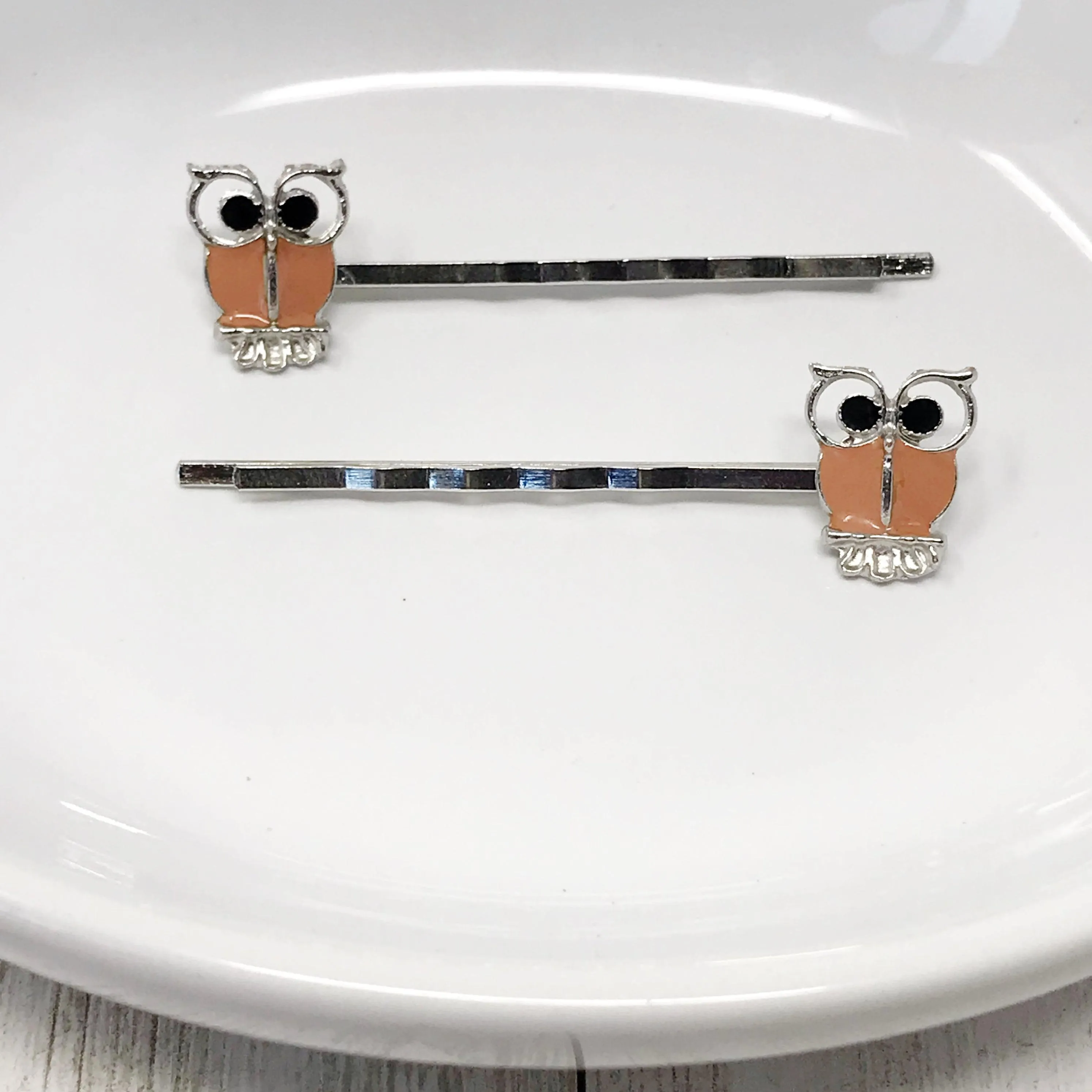 Boho Tan Owl Hair Pins: Stylish Accessories for Bohemian Chic Hairstyles