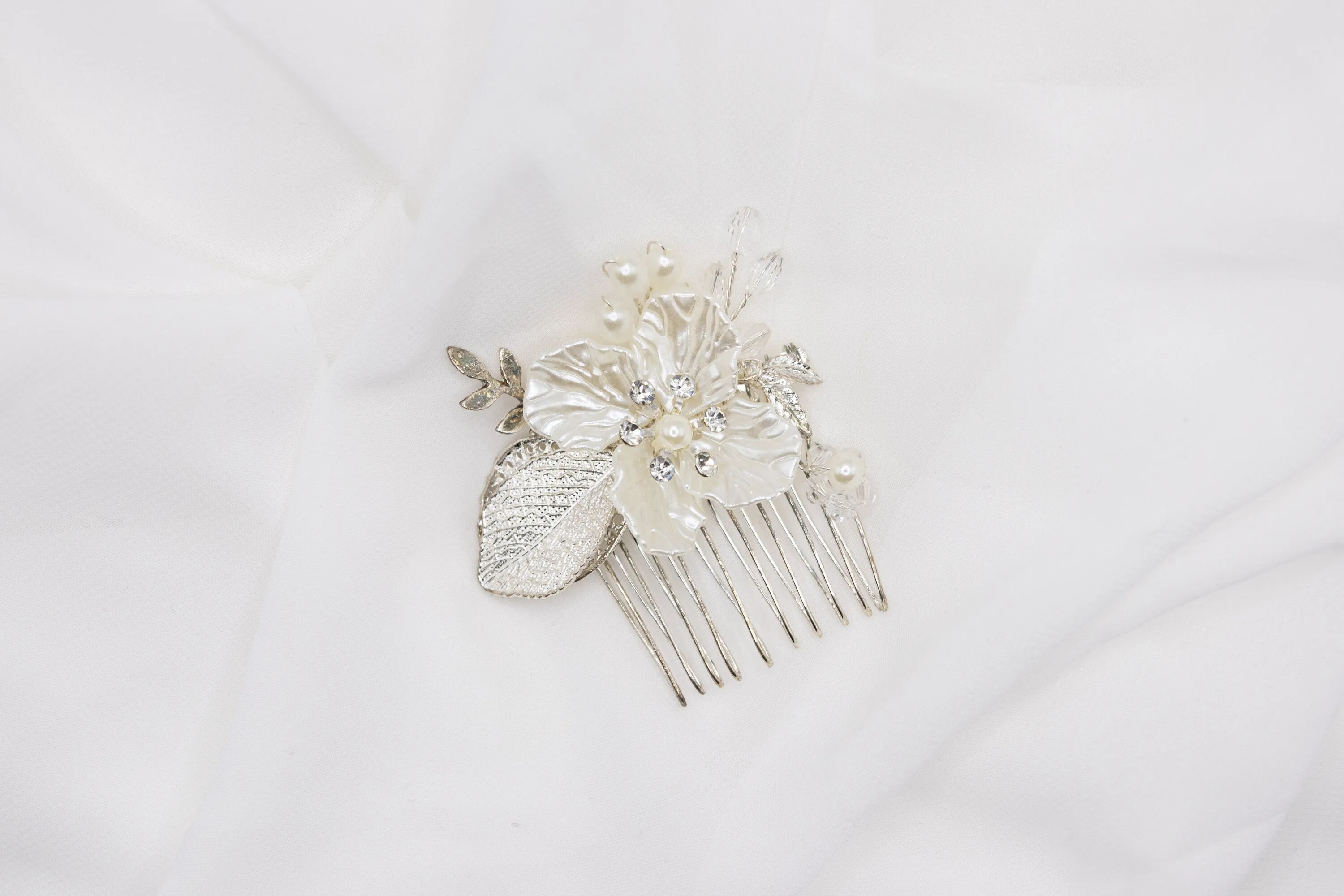 Elegant Floral Wedding Hair Pins | Bridal Hair Accessories & Jewelry for Wedding Hairstyles