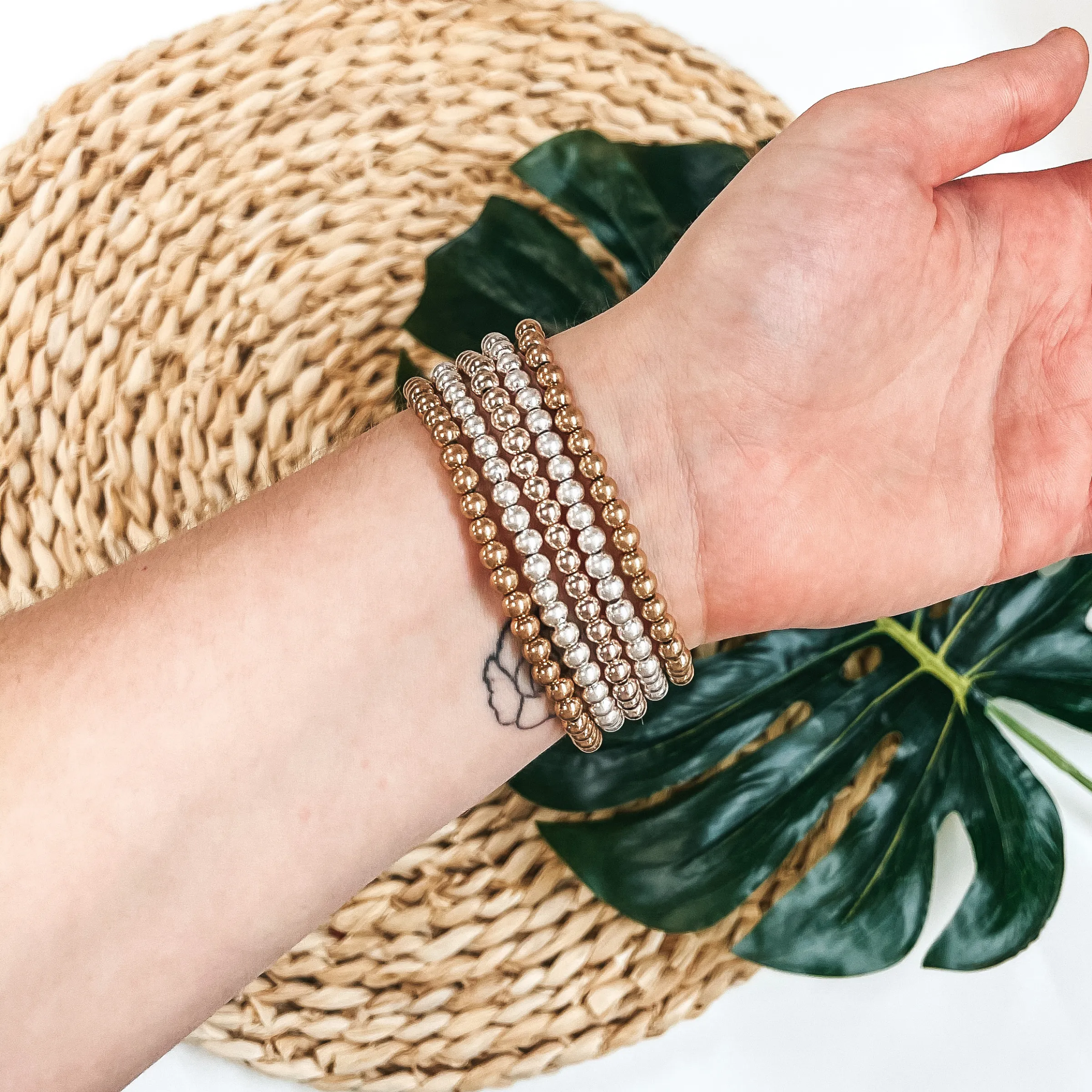 Set of Five Pearl Bracelets in Multicolor